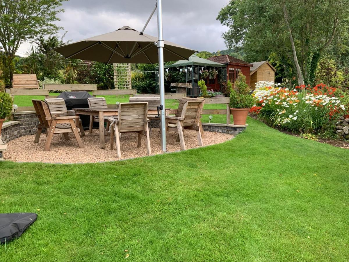 Llanwenarth Cottage A Beautiful Place To Just Be. Abergavenny Exterior photo